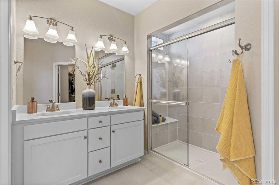 Furnished interior view inside a new home in , Aurora (Image 21).