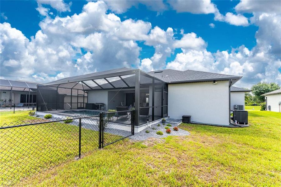 Exterior details and patio area of a home in , Rotonda West (Image 4).