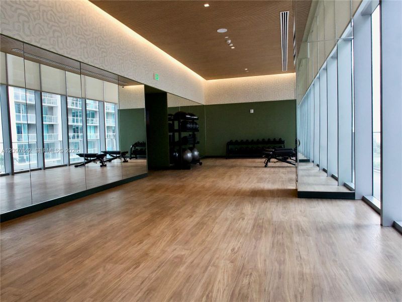 Community amenities in , Miami (Image 40).