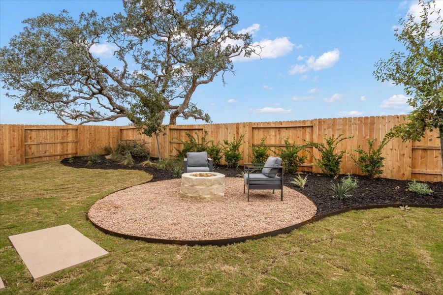 Exterior details and patio area of a home in Meyer Ranch, New Braunfels (Image 25).
