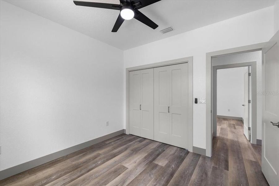 Spacious, unfurnished interior of a new home in , Hernando Beach (Image 23).