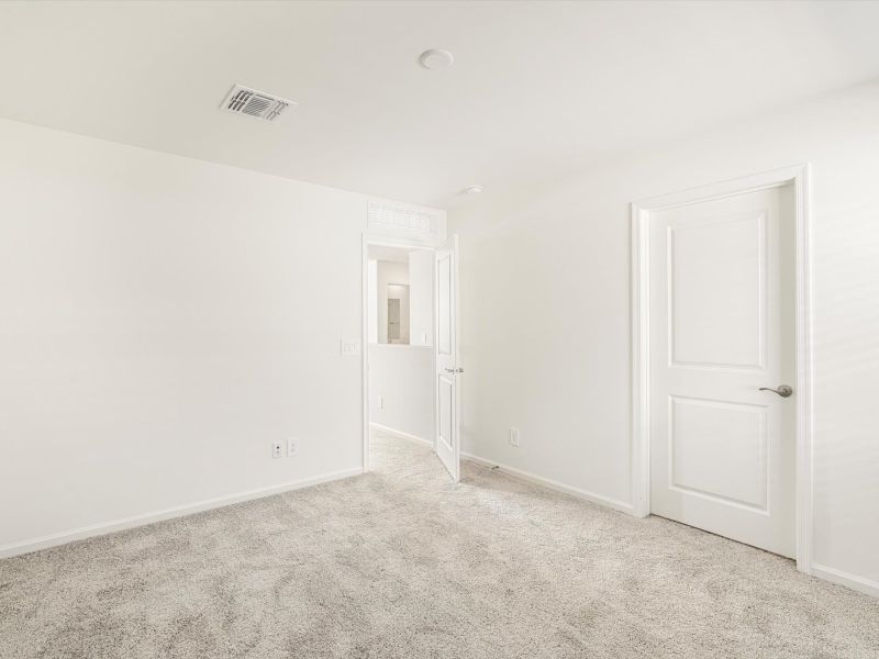 Spacious, unfurnished interior of a new home in Hanson Ridge, Vail (Image 10). Spacious, unfurnished interior of a new home in Hanson Ridge, Vail (Image 10).