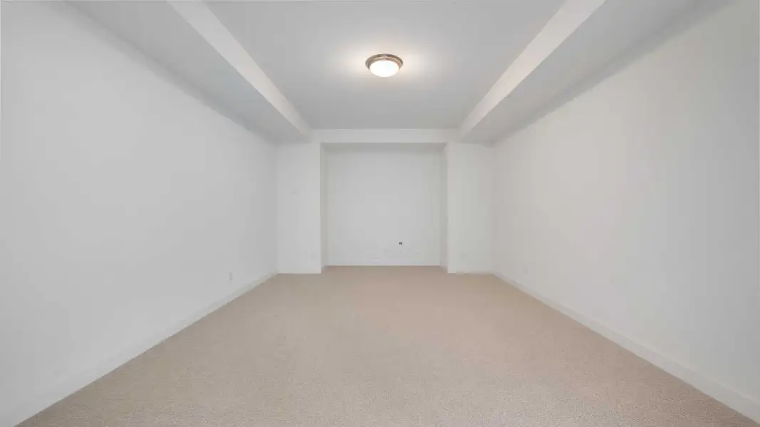 Spacious, unfurnished interior of a new home in Grange, Katy (Image 14).