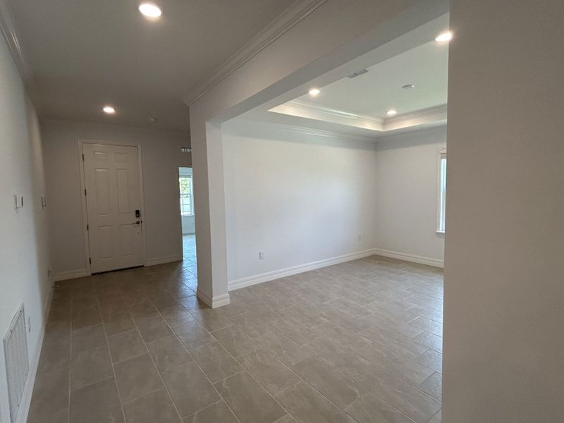 Spacious, unfurnished interior of a new home in Burnt Store, Cape Coral (Image 16). Spacious, unfurnished interior of a new home in Burnt Store, Cape Coral (Image 16).