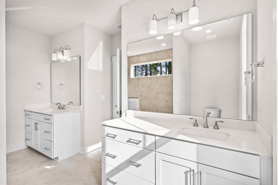 Furnished interior view inside a new home in Harbor Oaks Marina, Myrtle Beach (Image 11).