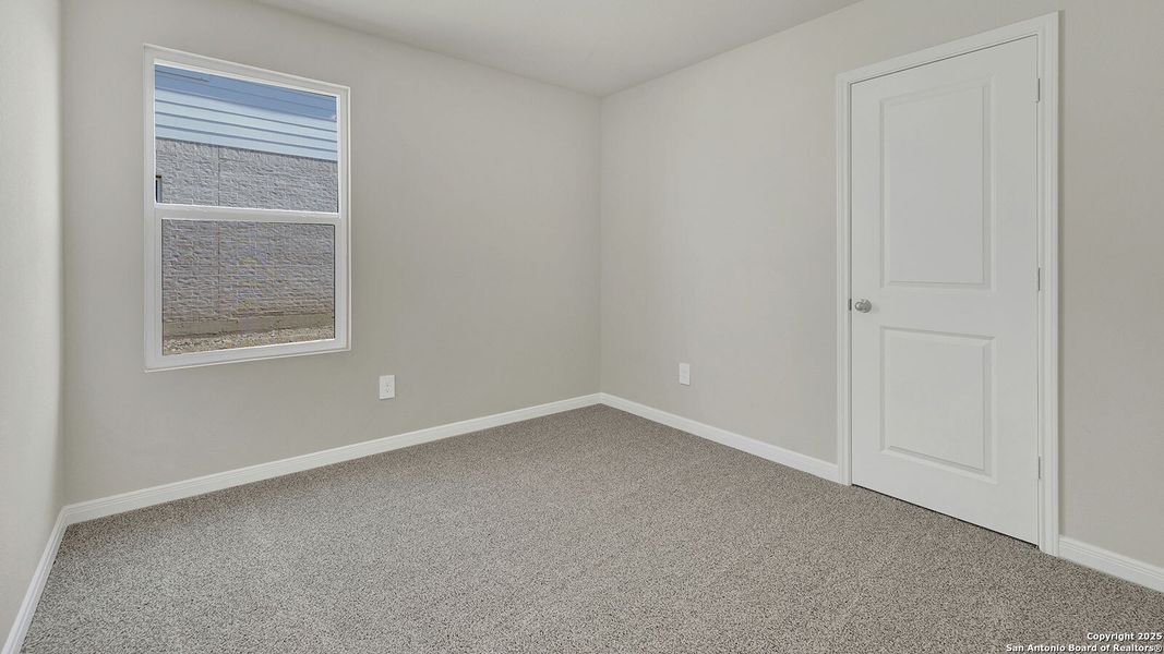 Spacious, unfurnished interior of a new home in Whisper South, San Marcos (Image 28).