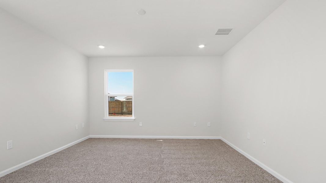 Spacious, unfurnished interior of a new home in Ashton Park Phase III, Freeport (Image 15).