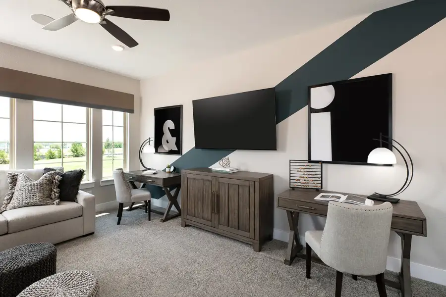 Representative furnished interior of a home built from the Ivy by Tri Pointe Homes in View at the Reserve, Mansfield (Image 10).