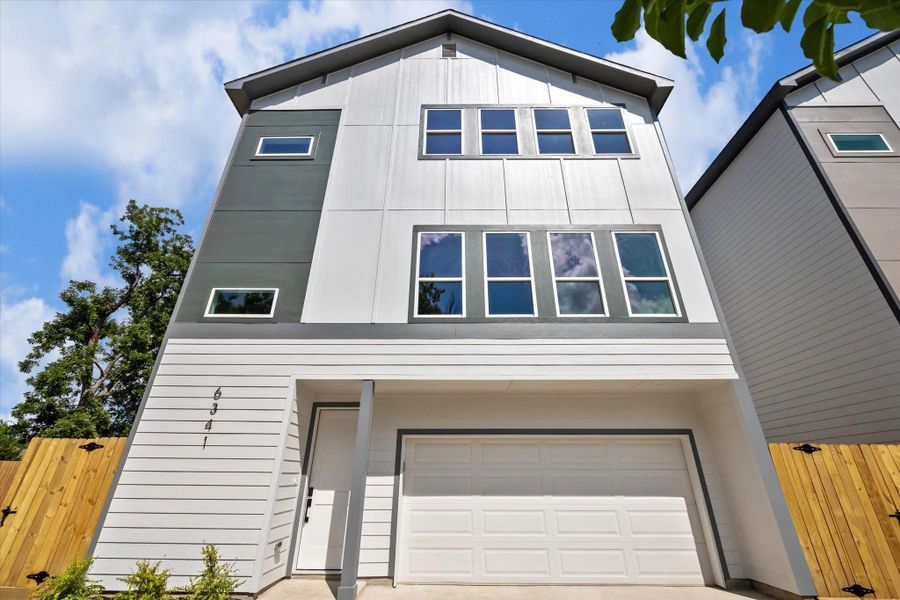 The home's exterior construction is durable, low maintenance frame siding. The property faces southeast for abundant light, and has a two car attached garage. The home's exterior construction is durable, low maintenance frame siding. The property faces southeast for abundant light, and has a two car attached garage.