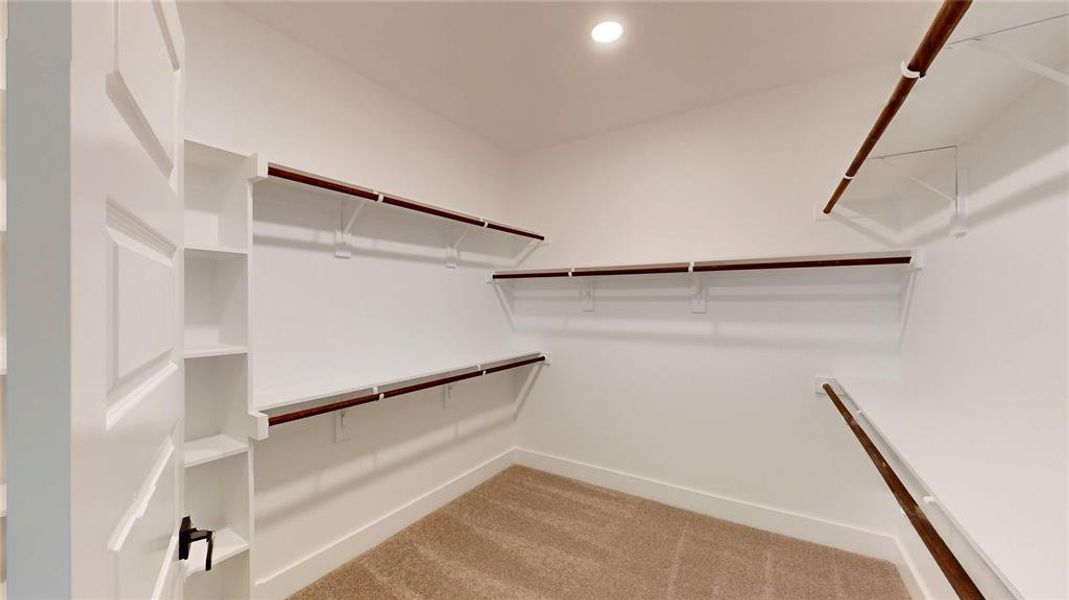 Spacious, unfurnished interior of a new home in , Denton (Image 20).