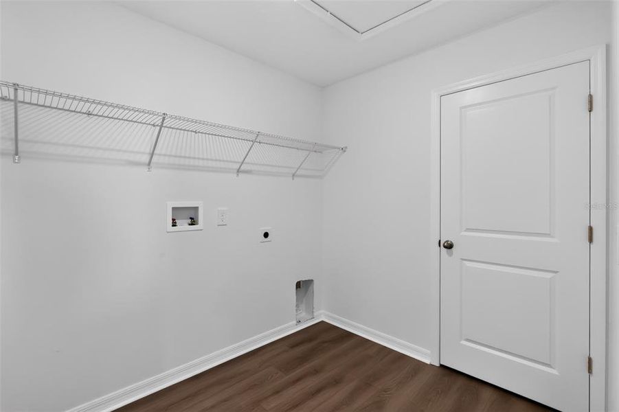 Spacious, unfurnished interior of a new home in , Kissimmee (Image 30).