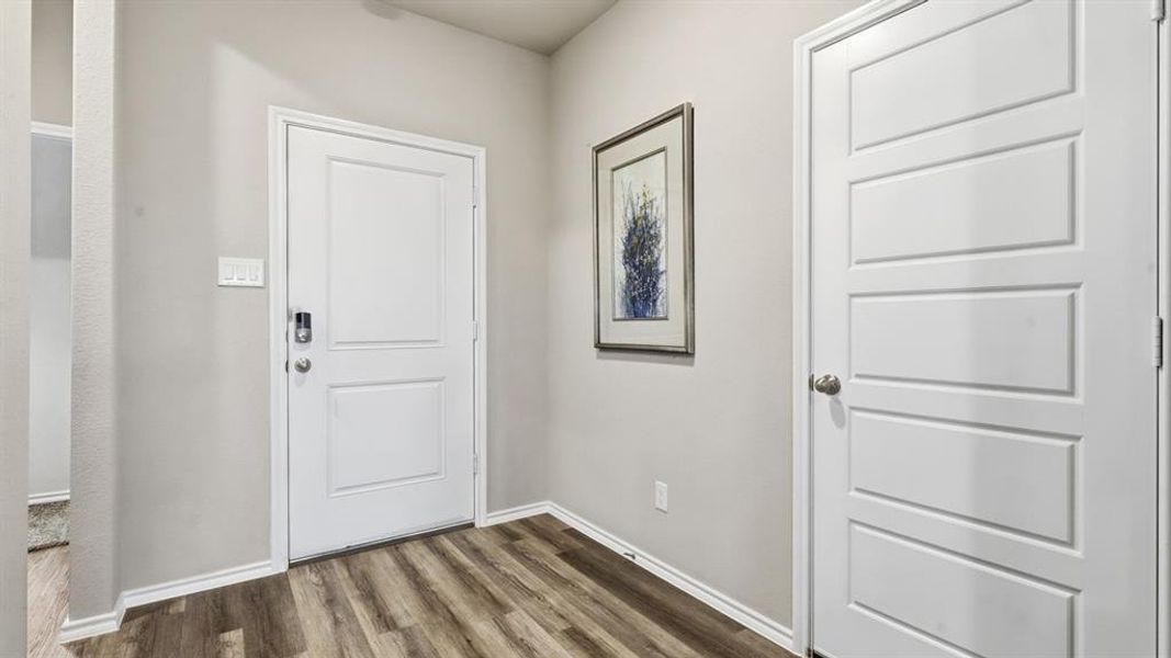 Spacious, unfurnished interior of a new home in , Fort Worth (Image 18).