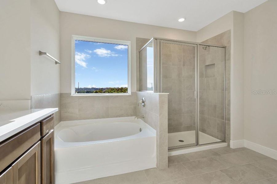 Furnished interior view inside a new home in Mangrove Manor, Apollo Beach (Image 9).
