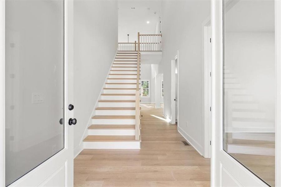 Spacious, unfurnished interior of a new home in , Rome (Image 22).