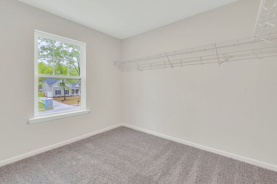 Spacious, unfurnished interior of a new home in NorthShore on the St. Marys River, Kingsland (Image 33).
