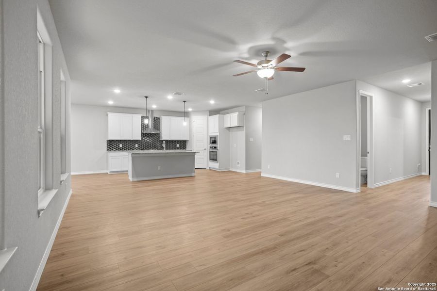 Image 48 of a home in The Reserve at Potranco Oaks.