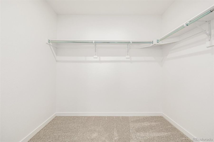 Spacious, unfurnished interior of a new home in , Denver (Image 20).