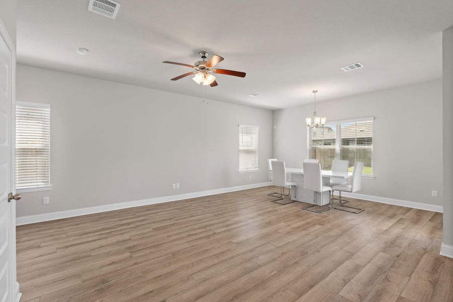 Spacious, unfurnished interior of a new home in Sunterra, Katy (Image 21).