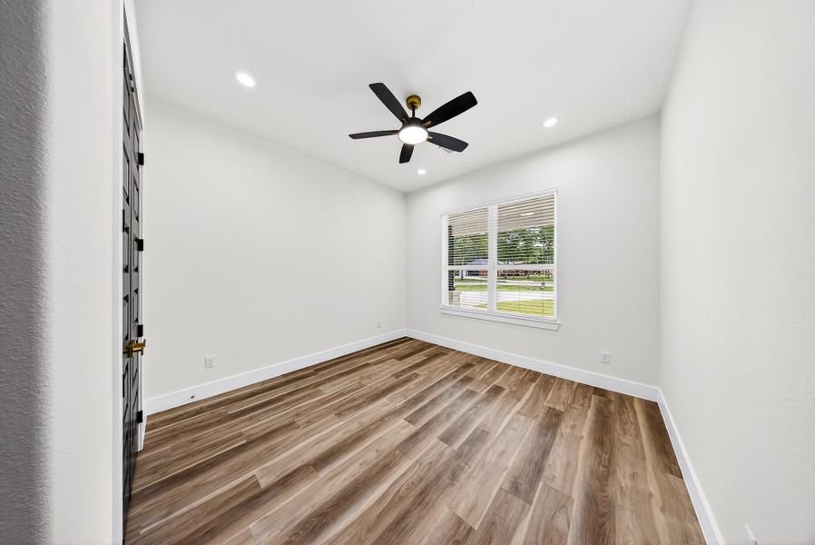 Spacious, unfurnished interior of a new home in , New Caney (Image 40).