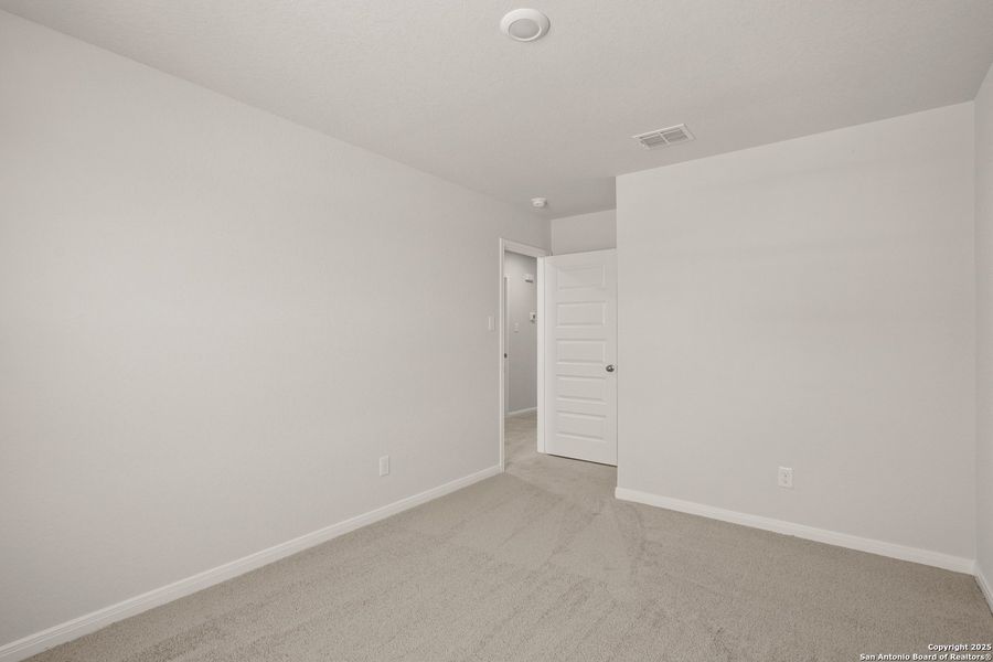 Spacious, unfurnished interior of a new home in Abbott Place, St. Hedwig (Image 22).