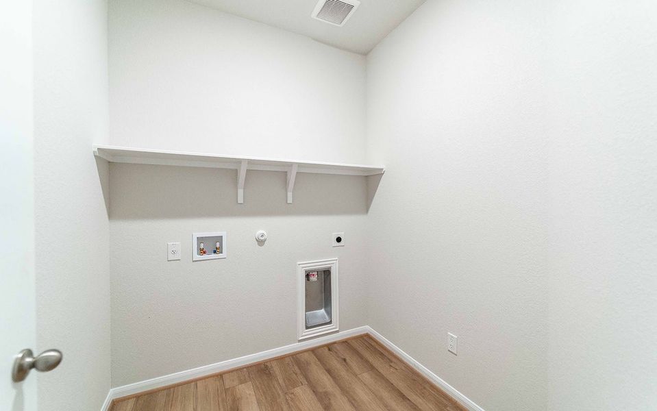 Furnished interior view inside a new home in Grande Estates, Bertram (Image 8). Furnished interior view inside a new home in Grande Estates, Bertram (Image 8).