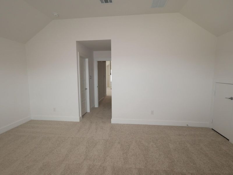 Spacious, unfurnished interior of a new home in Miller's Pond, Rosenberg (Image 37). Spacious, unfurnished interior of a new home in Miller's Pond, Rosenberg (Image 37).
