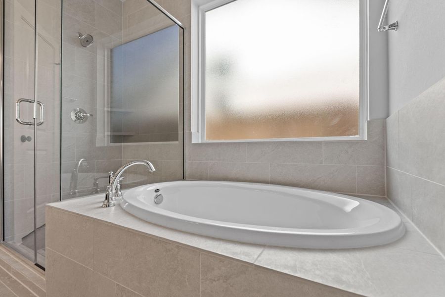 Close-up of interior finishes inside a home in Sienna 45', 50', Missouri City (Image 13).