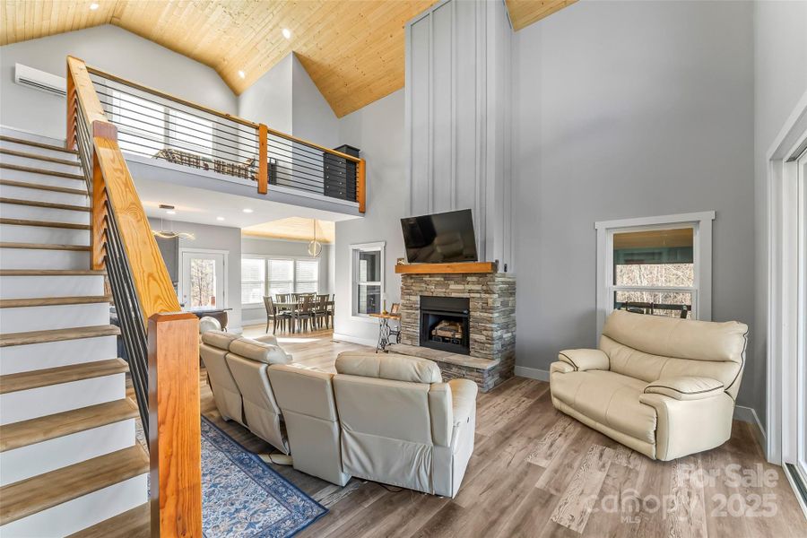 Furnished interior view inside a new home in , Nebo (Image 9).