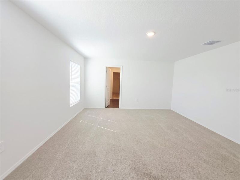 Spacious, unfurnished interior of a new home in Broadleaf, Parrish (Image 59).