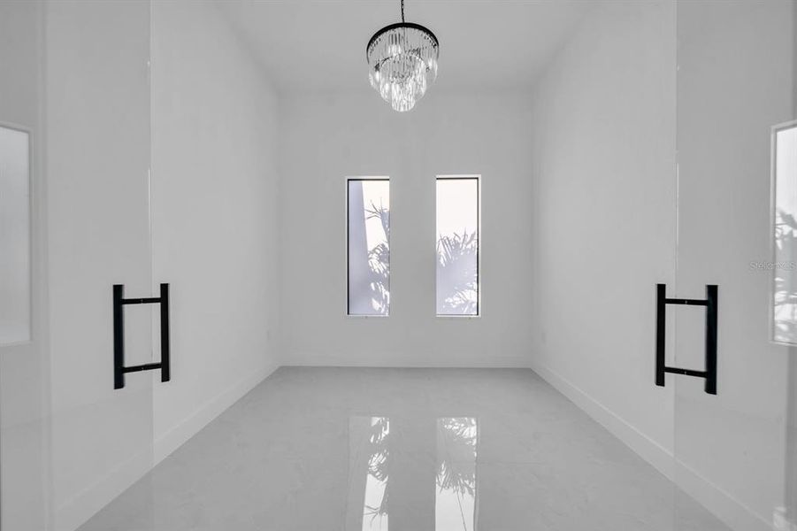 Spacious, unfurnished interior of a new home in , Lehigh Acres (Image 16).