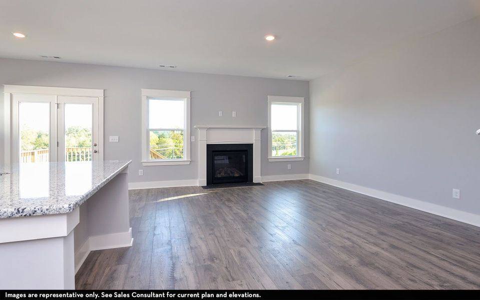 Spacious, unfurnished interior of a new home in McCain's Station, Gallatin (Image 12).