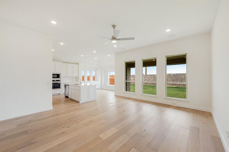 Spacious, unfurnished interior of a new home in Hunters Ridge, Crowley (Image 18). Spacious, unfurnished interior of a new home in Hunters Ridge, Crowley (Image 18).