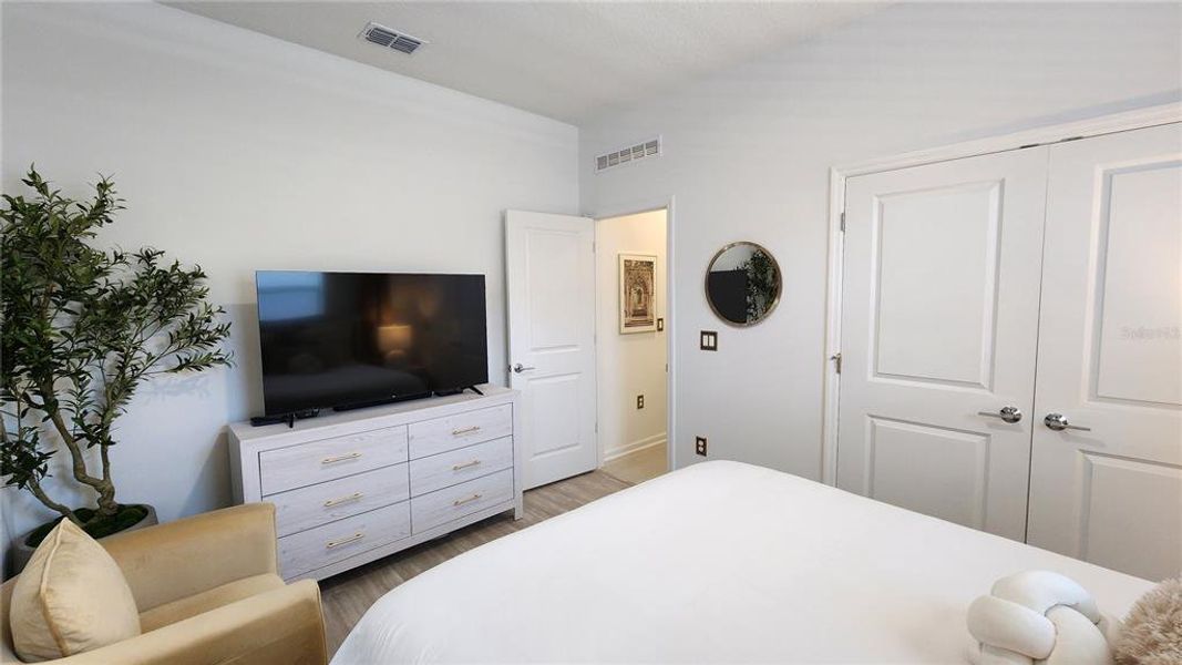 Furnished interior view inside a new home in Bronson's Ridge, Apopka (Image 10). Furnished interior view inside a new home in Bronson's Ridge, Apopka (Image 10).