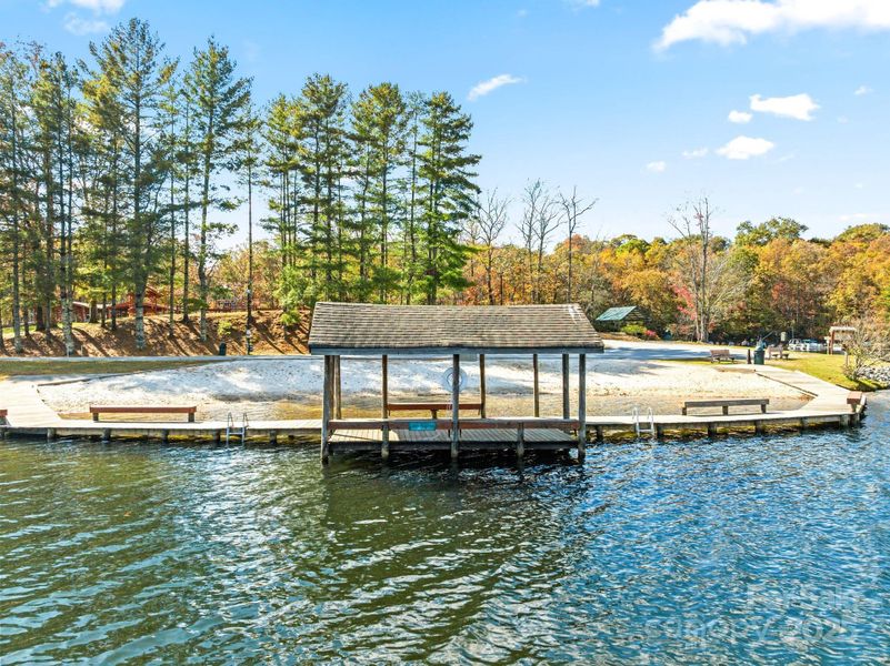 Community amenities in , Brevard (Image 28).