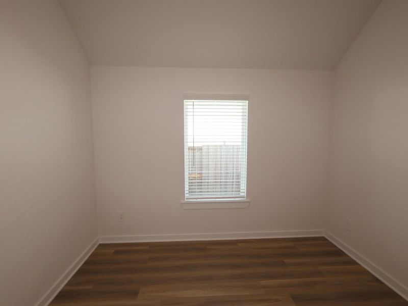 Spacious, unfurnished interior of a new home in Moran Ranch, Willis (Image 30).