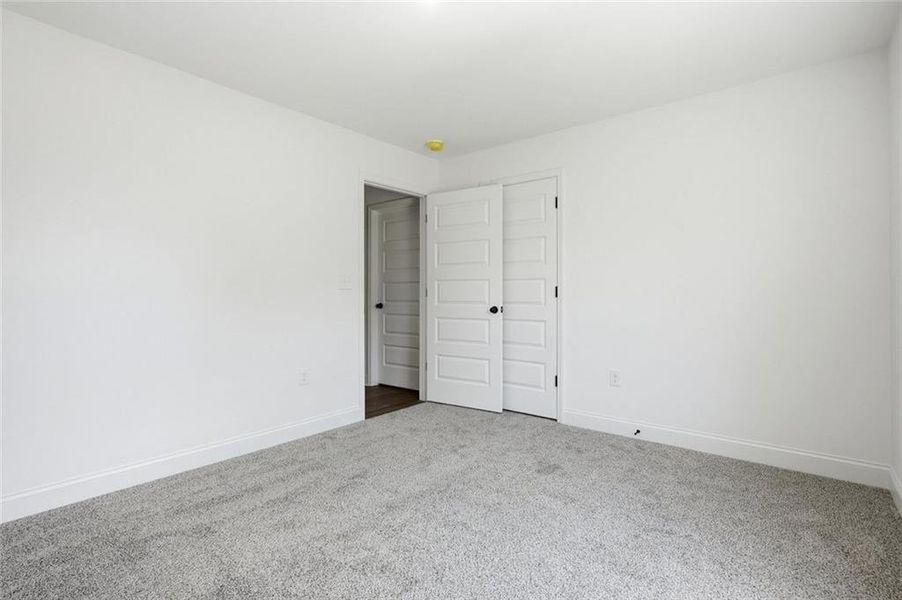 Spacious, unfurnished interior of a new home in , Mansfield (Image 26).