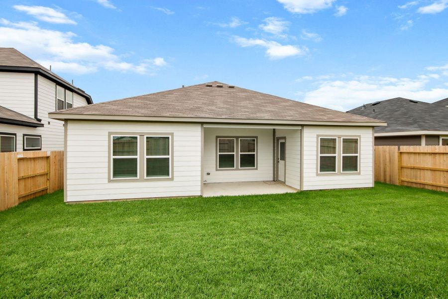 Exterior details and patio area of a home in Maple Woods, Hockley (Image 4).