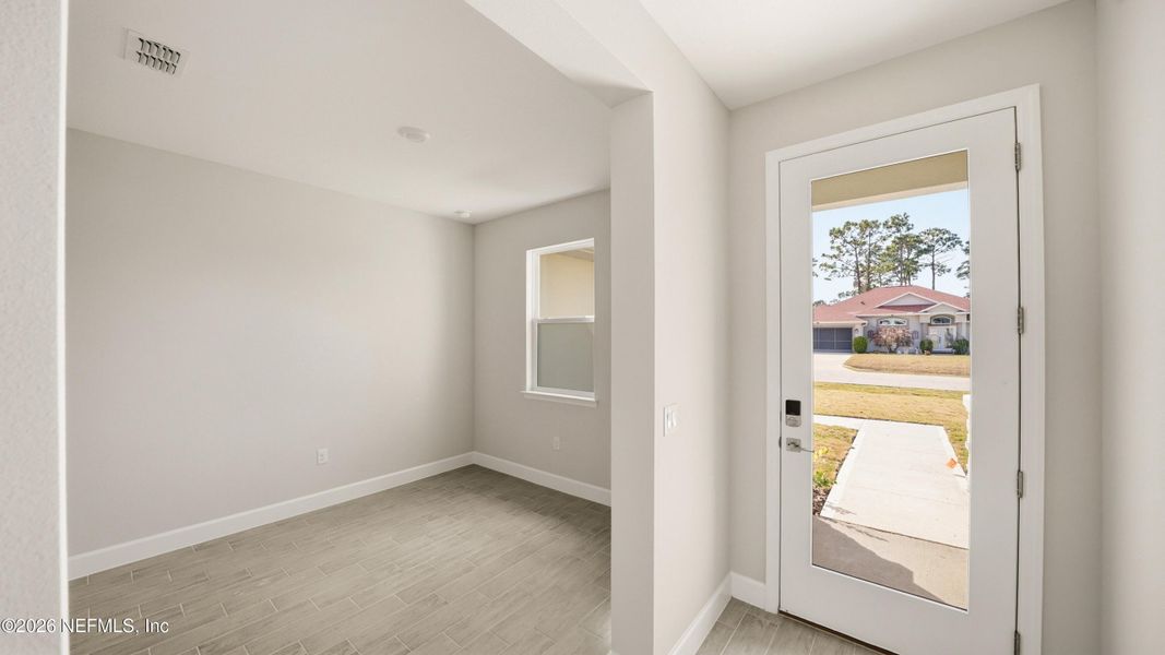 Spacious, unfurnished interior of a new home in , Palm Coast (Image 22).