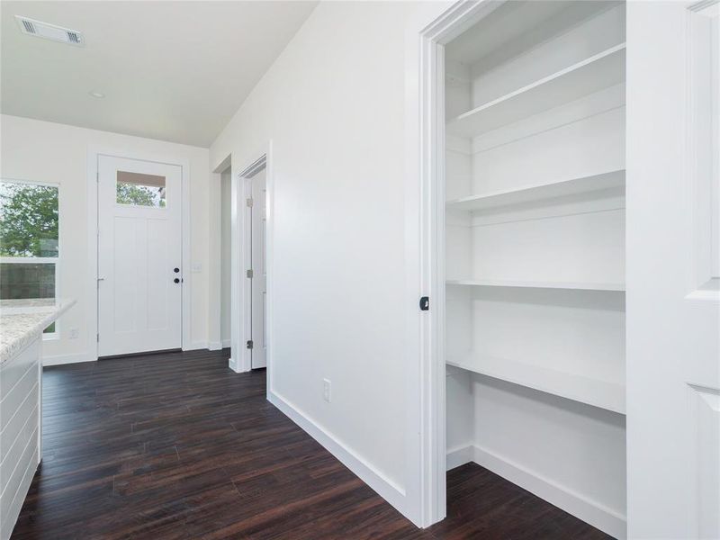 Spacious, unfurnished interior of a new home in , Brownwood (Image 23).