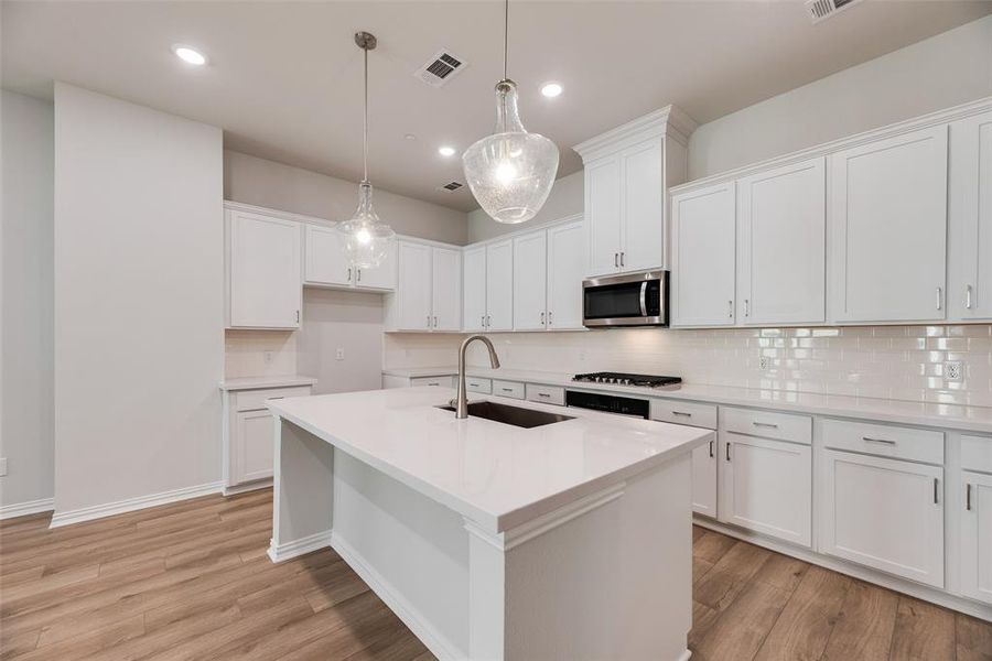 Furnished interior view inside a new home in , Frisco (Image 10).