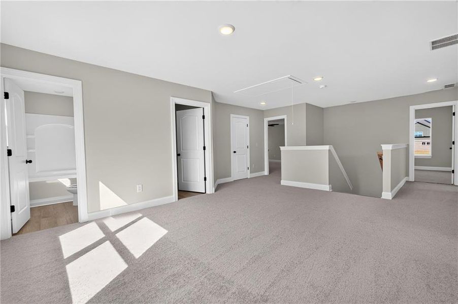 Spacious, unfurnished interior of a new home in , Loganville (Image 65).
