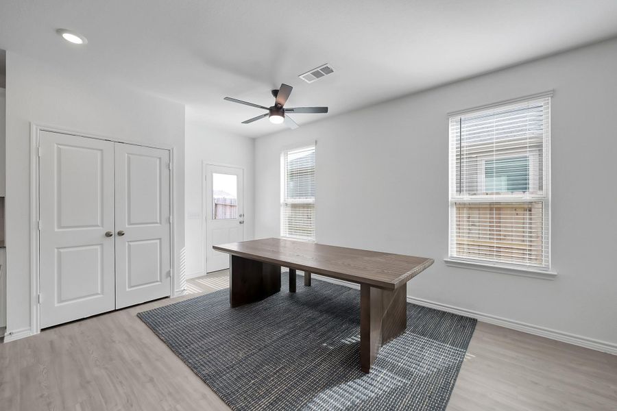 Furnished interior view inside a new home in Mavera, Conroe (Image 33).