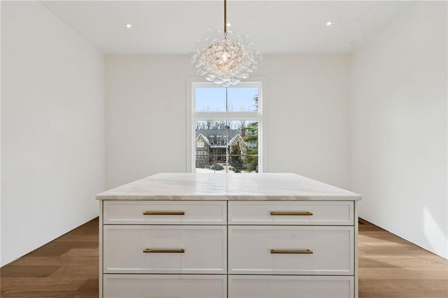 Image 94 of a home in .