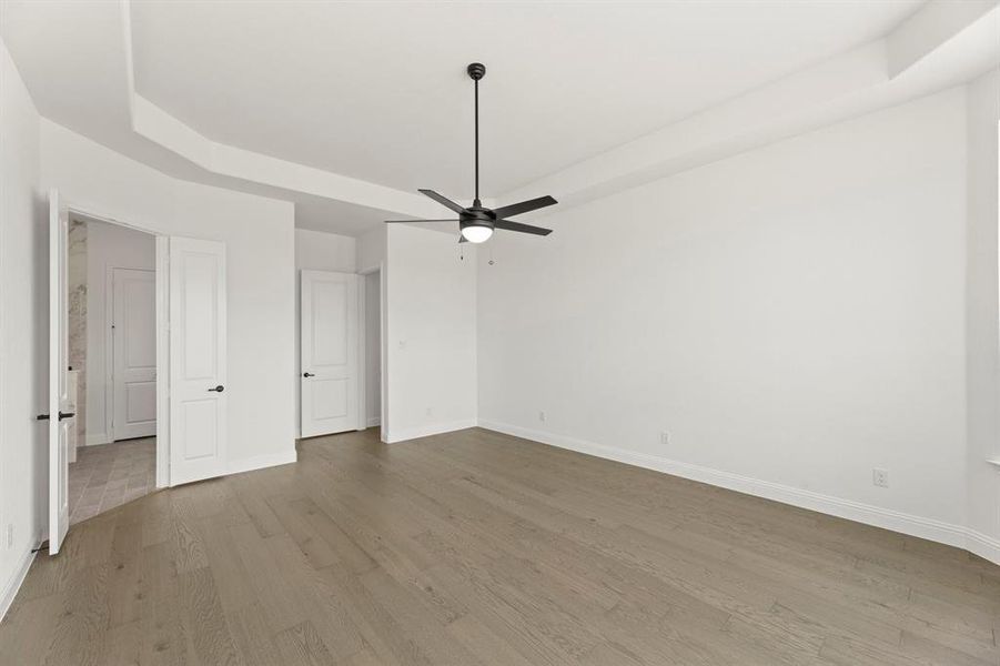 32. 150 Waterview - Primary (2)