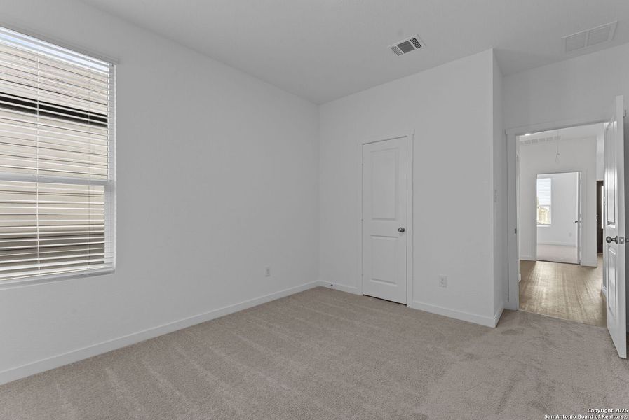 Spacious, unfurnished interior of a new home in , New Braunfels (Image 21).