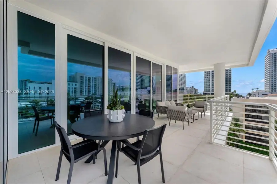Exterior details and patio area of a home in , Fort Lauderdale (Image 1). Exterior details and patio area of a home in , Fort Lauderdale (Image 1).