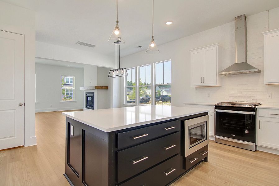 Representative furnished interior of a home built from the Givhans by Ashton Woods in Midtown at Nexton, Summerville (Image 9).