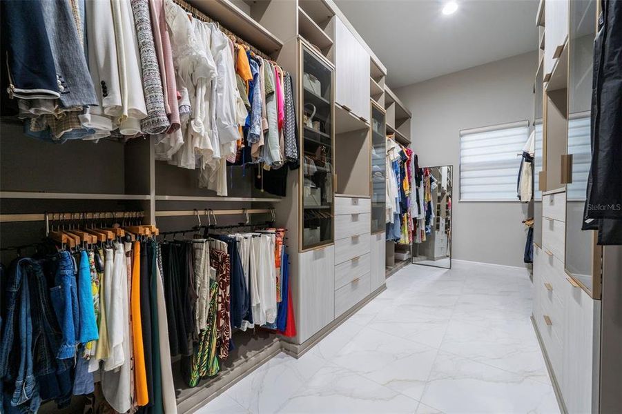 Image 77 of a home in .