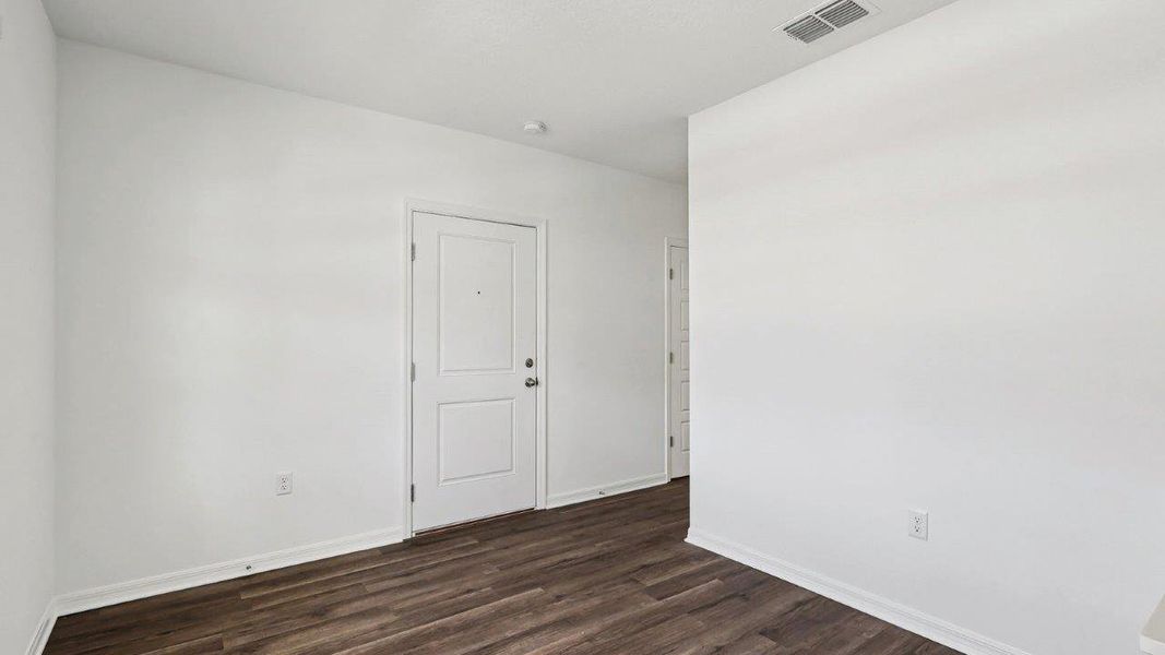Spacious, unfurnished interior of a new home in Crosswinds, Haines City (Image 21). Spacious, unfurnished interior of a new home in Crosswinds, Haines City (Image 21).