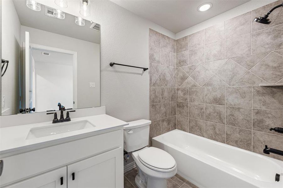 Image 38 of a home in Morningstar. Image 38 of a home in Morningstar.